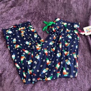 NWT Christmas Bottoms🔥